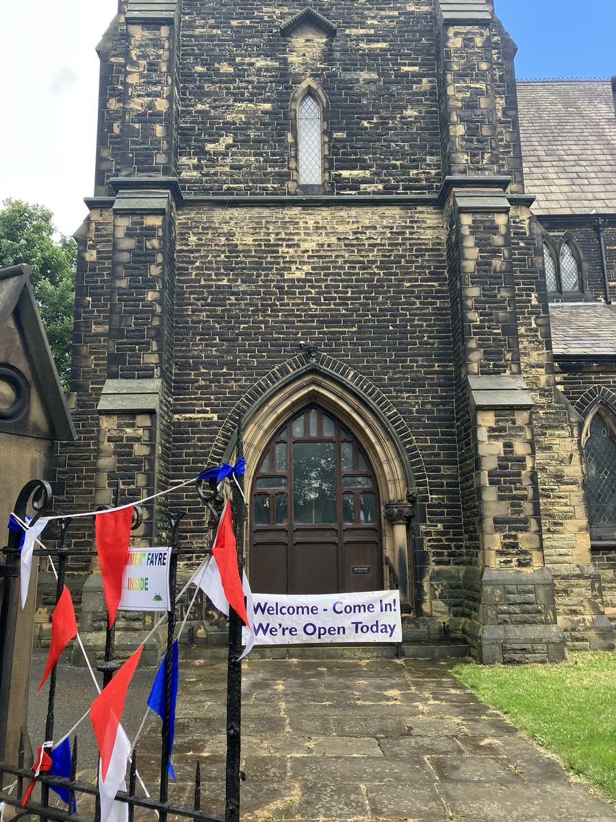 Saint Thomas tweet media