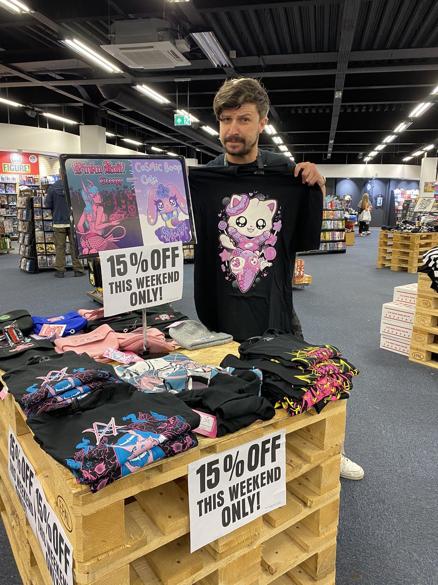 hmv_crawley's tweet photo. ๐จ This weekend only! ๐จ
Grab yourself a great deal on these funky t shirts!
#hmv #thehmvshop #tshirt #deal #thisweekendonly https://t.co/o02KHlGchN