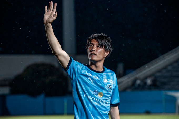 当店一番人気 横浜FC 小川航基選手 直筆サインボール aaramrodrigues
