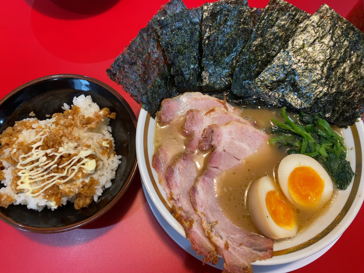 DJJMC2's tweet photo. 仕事終わって野呂家さんに行きました！
気になってた白丼ゲット👍
#aomorinoroya 
@aomorinoroya 
#感じる完汁
ごちそうさまでした！ https://t.co/rY67bD8JLk