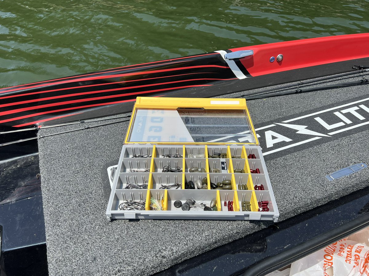 Hank Cherry tweet media