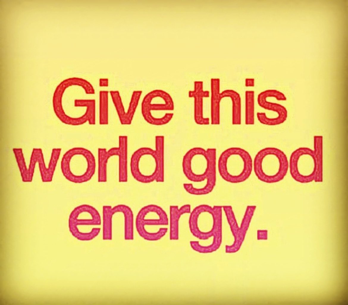 You attract the energy that you give off! Spread good vibes, everyday all day! Only you can make that magic happen!
…
#live2love2laugh4life #livelovelaugh #page182of365 #goodenergy #goodvibes #choice #makeadifference #seethegood #bethegood