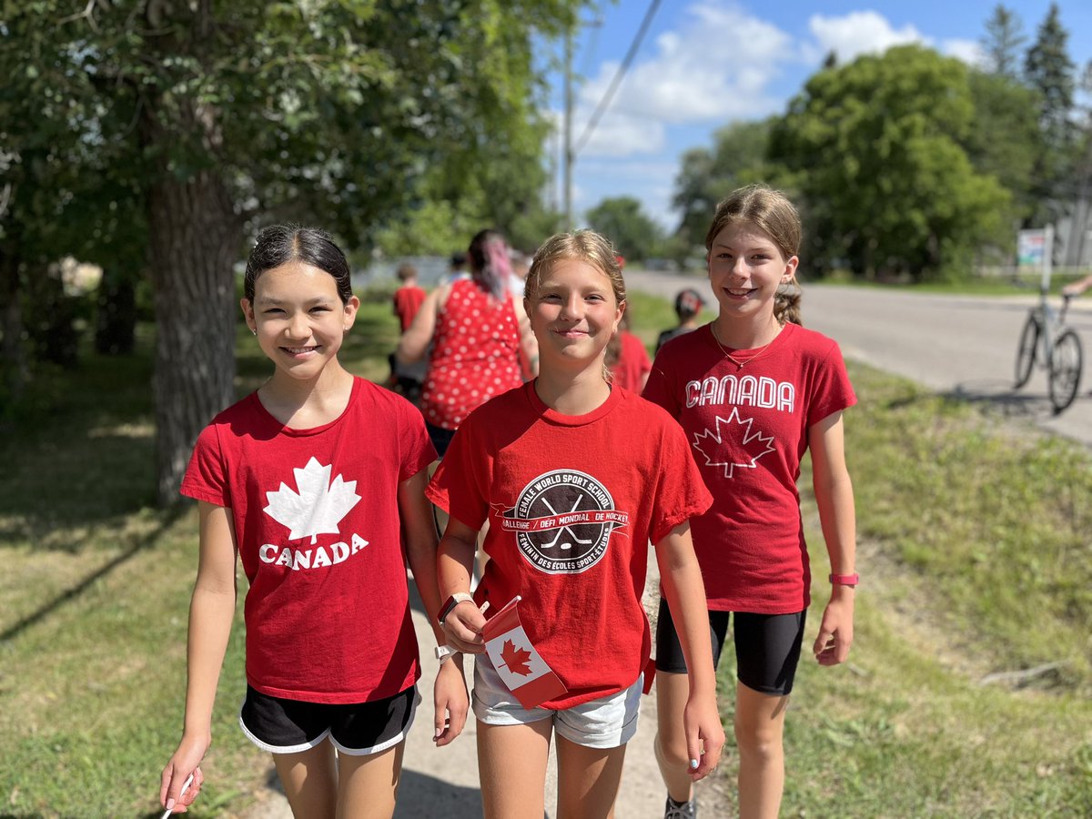 PacificJSchool's tweet photo. Celebrating our #PJProud tradition of a community Canada Day parade 🇨🇦

A special shoutout to all our amazing families and community for filling the streets with cheer and making it a day to remember! https://t.co/H76lH4u5a0