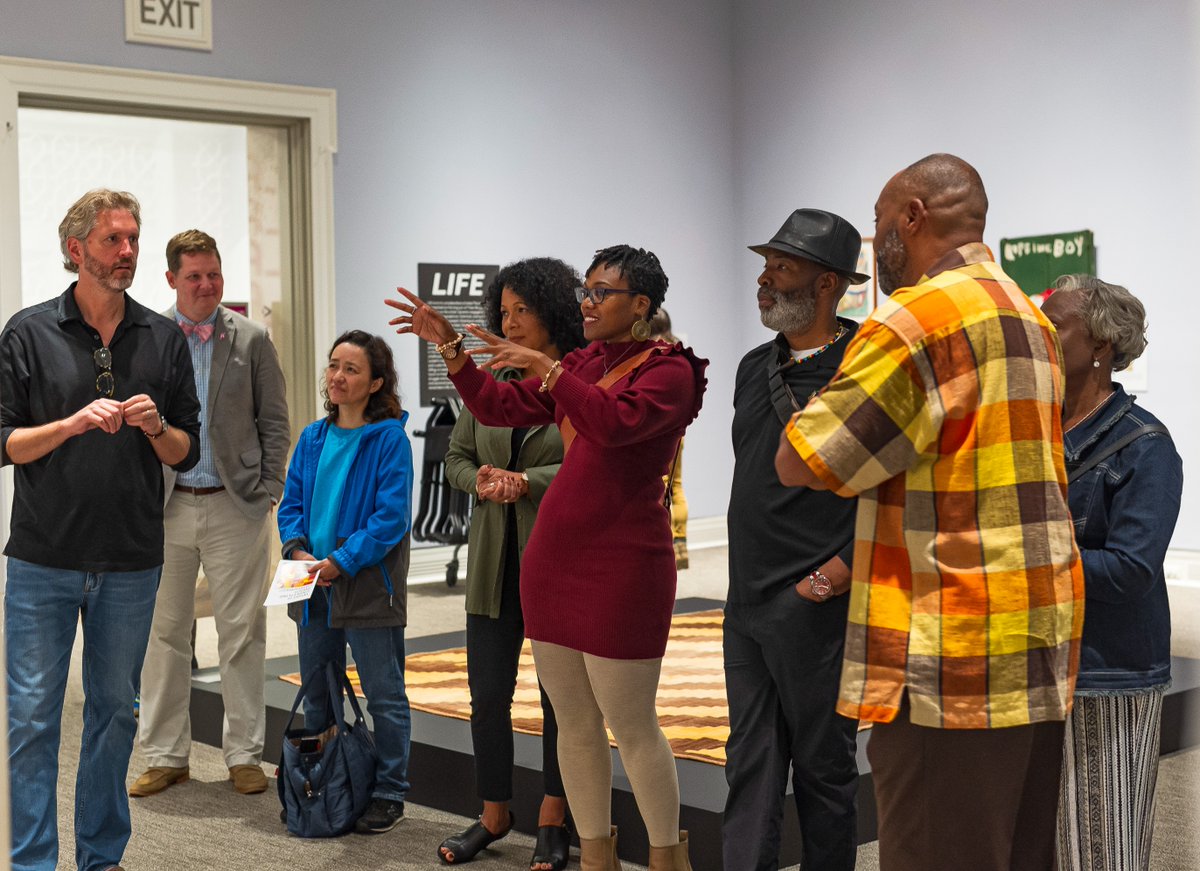 Final two days! Don't miss "Unsettled Things: Art from an African American South" at the Ackland Art Museum. Free admission. Open Sat 10-5, Sun 1-5. More info here: bit.ly/3zQncIp. Photo: Cammel Hurse.