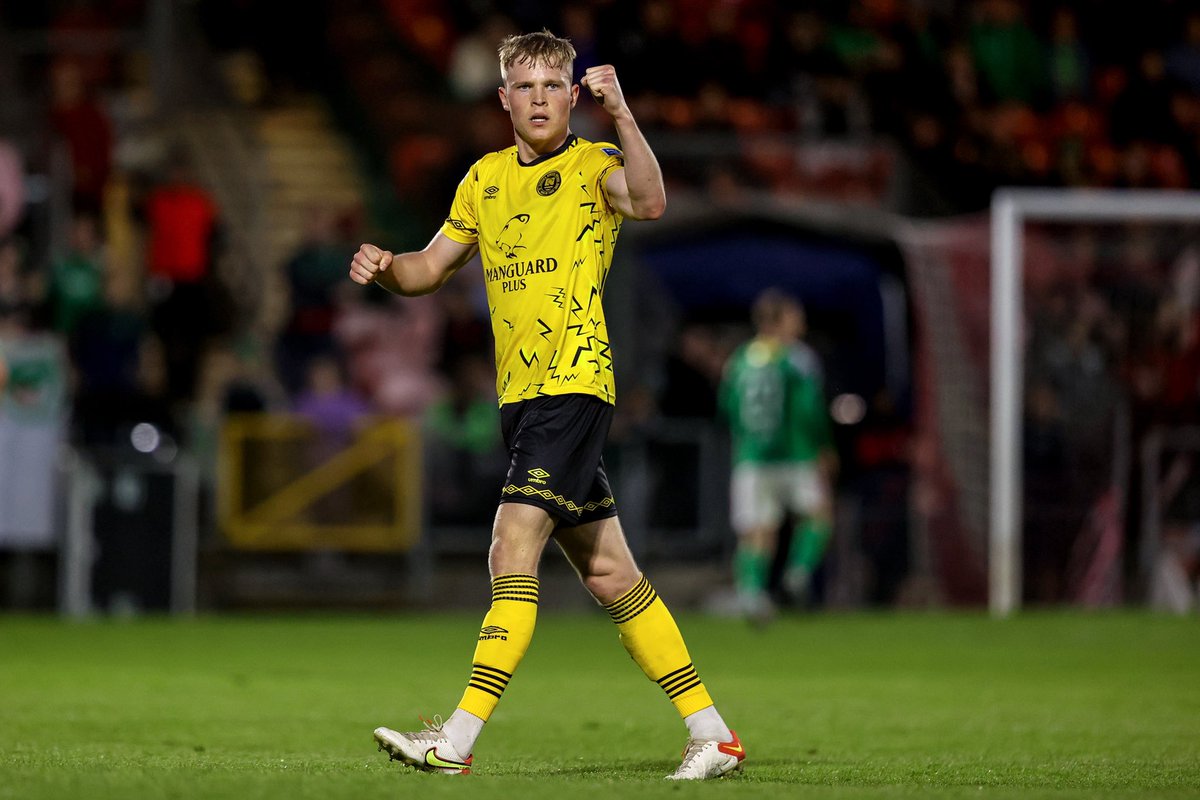 stpatsfc's tweet photo. ✍️ Following the expiration of his initial loan from Coventry City, @JayyMcGrath has signed a new contract to remain at Richmond Park 

The 20-year-old has made 20 appearances so far this season at the heart of our defence 💪

Welcome back, Jay

#StPatsFC #Saints2023 🔴⚪️ https://t.co/YYHCQp86xp