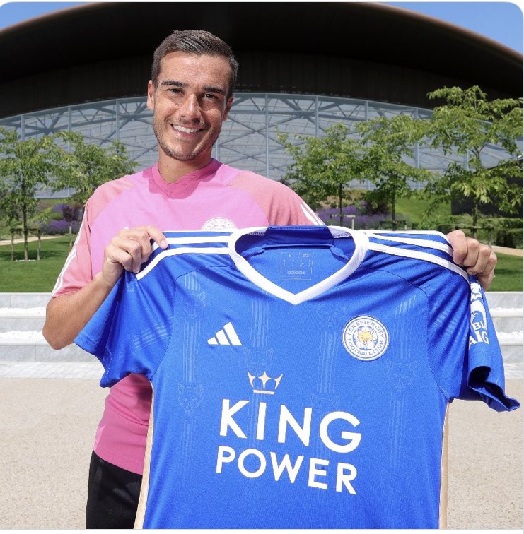 Really good start to the transfer window , 10 million for a player who has played at all levels including a champions league final. 

Gives off Danny Drinkwater 13/14 vibes 

Welcome Harry winks 🔵🦊🔵🦊🏴󠁧󠁢󠁥󠁮󠁧󠁿 
#8️⃣
#LCFC