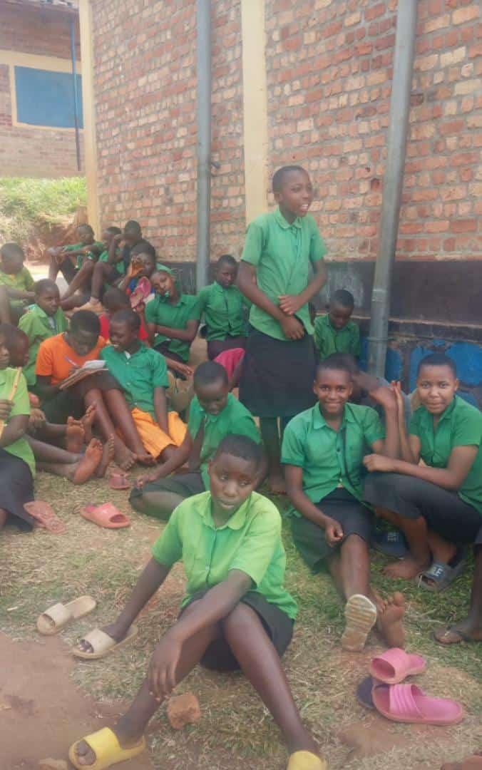 EP_REBEZO's tweet photo. HT had had a meeting with P6 Candidates,
They Showed a confidence to pass @NESA_Rwanda  National Examinations 2022/2023
@SectorNasho @KireheDistrict @VisitKirehe @TuganimanaDe @nsenael @NzirabatinyaMo4 https://t.co/S3RBBkkdaq