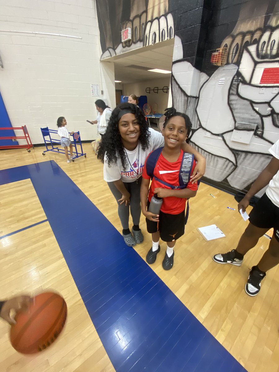 Olivia hamlin tweet media