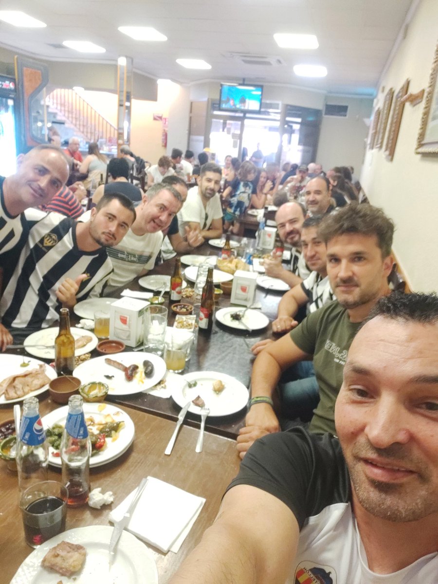 kañita 1922 🤍🖤🦅 tweet media