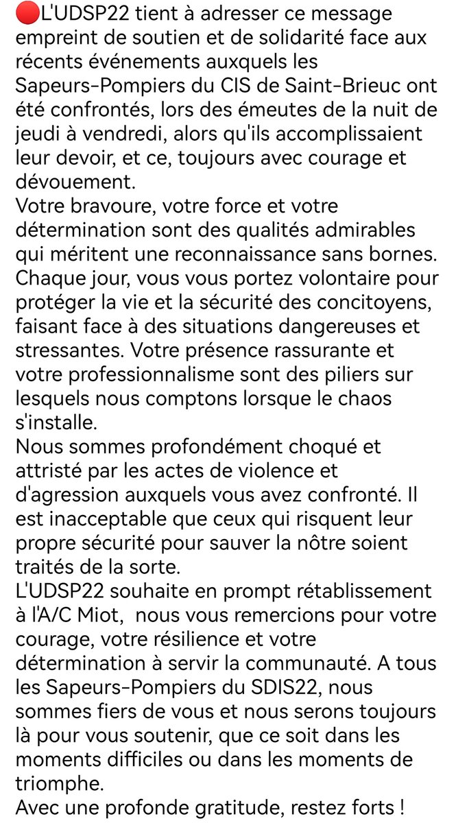 UDSP22's tweet photo. A travers ce message l'#UDSP22 exprime son soutien plein et entier à ses Sapeurs-Pompiers du @Sdis_22  #TouchePasAMonPompier https://t.co/YeQlRMmaJp