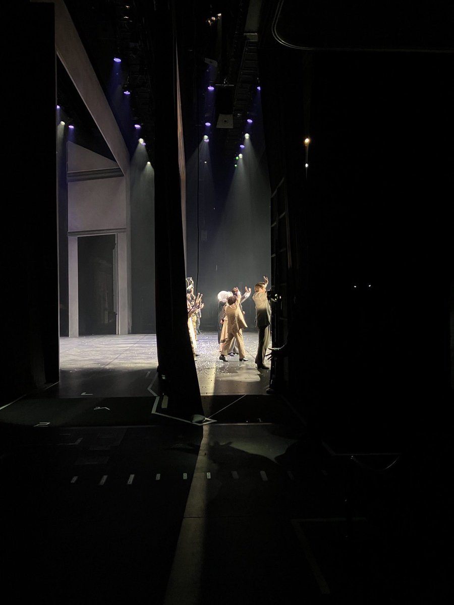 #ファインディングネバーランド 
は本日無事に大千穐楽を迎えることが出来ました！🧚‍♂️

ご来場いただいたお客様、そしてここまでこのカンパニーを応援し、支えてくださった皆様へ感謝申し上げます。

本当にありがとうございました！
またお会い出来る日を願って🧚‍♂️