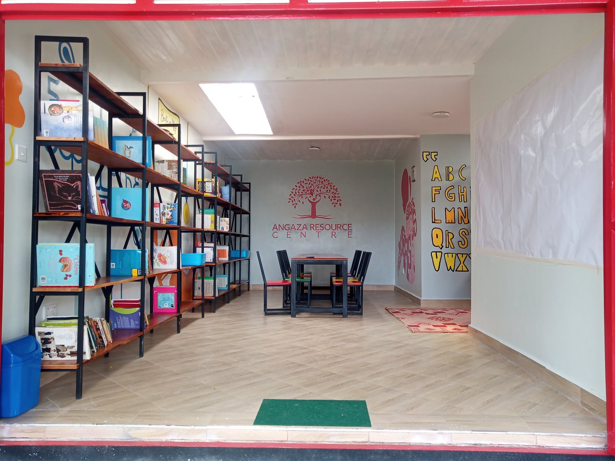 40 days_40 smiles tweet media