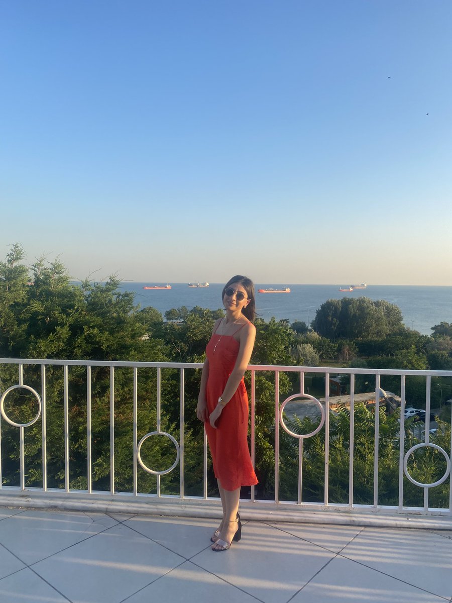 akhanayca's tweet photo. 🌺🌺 https://t.co/Wbq4ZiXzGJ