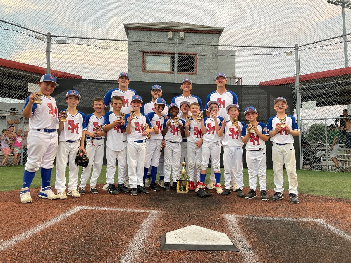 Congrats 8U All Stars! District champs!!! 💪
