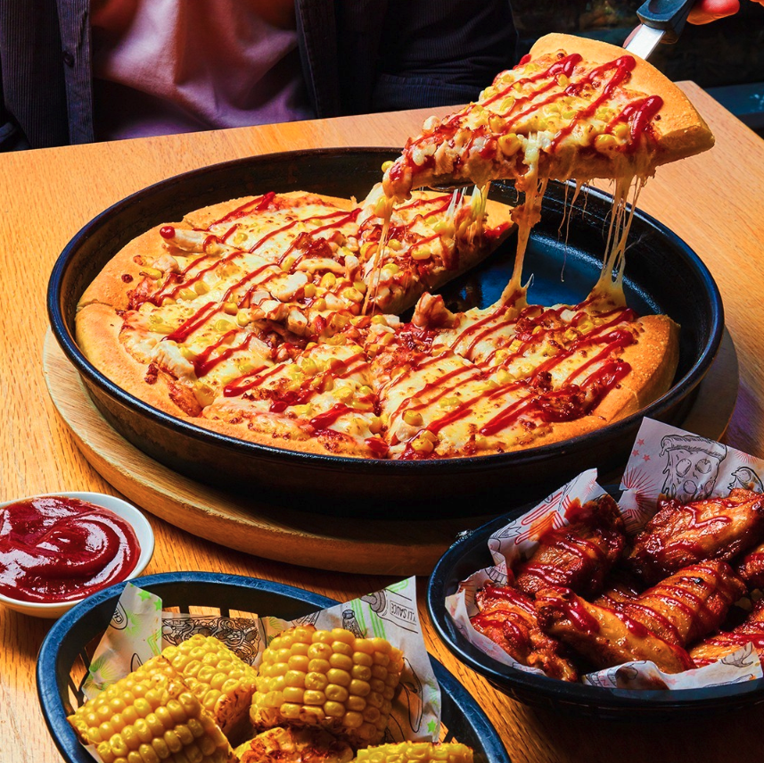 St Marks Shopping tweet media