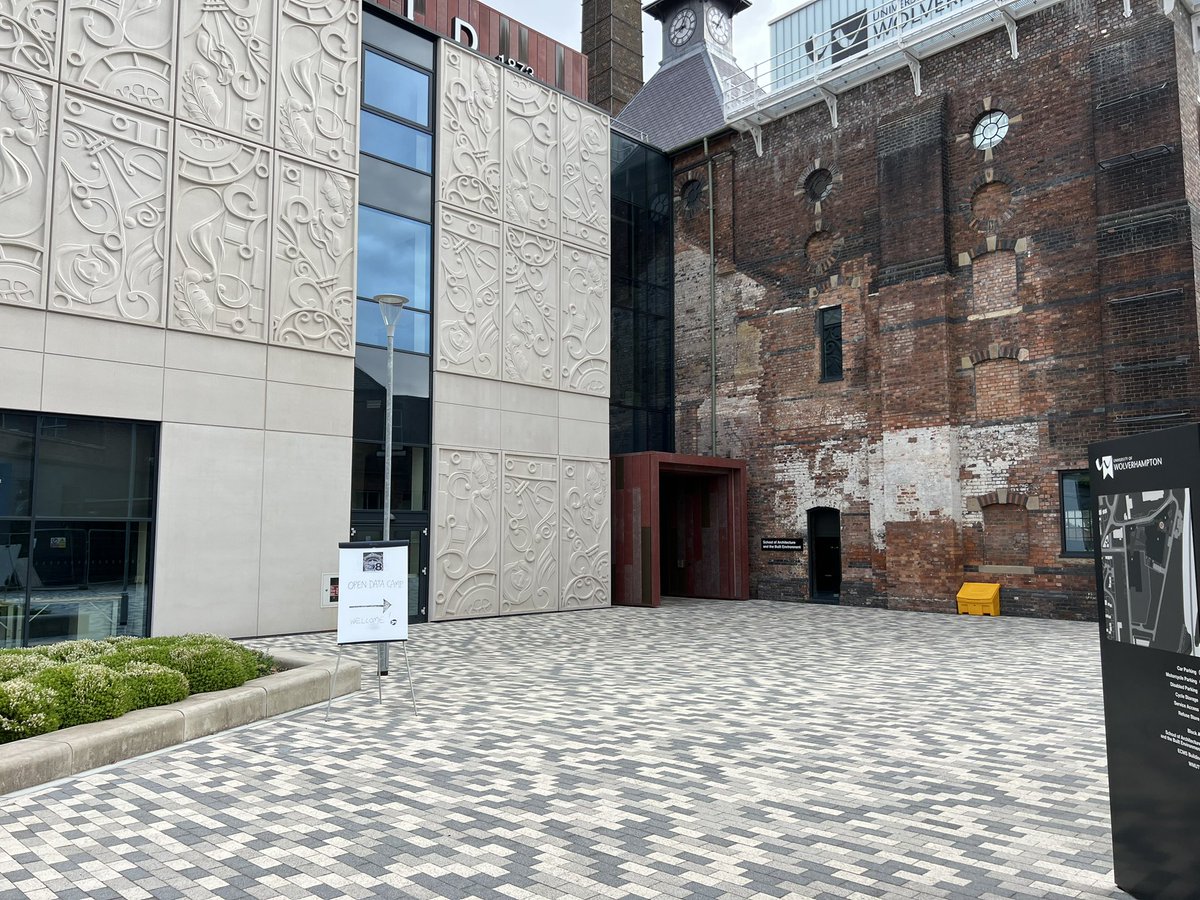 Anne McCrossan (she/her) tweet media