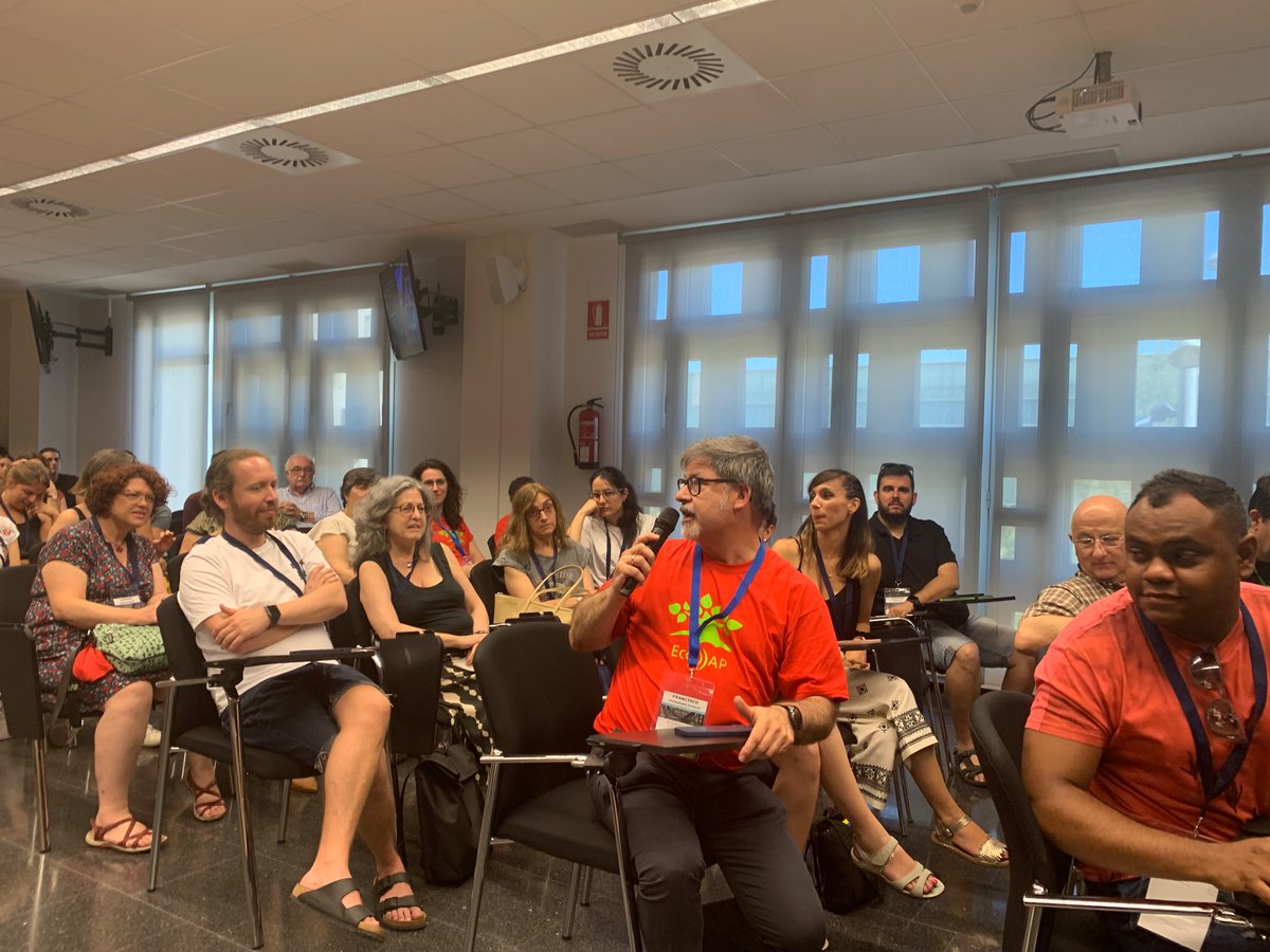 🏠 Un èxit la taula d’ecografia domiciliària #JornadesEcoAP <a href="/ecoapcat/">ecoap</a> <a href="/CAMFiC/">🌳CAMFiC</a> 

Grans intervencions de professionals <a href="/apicsmetronord/">Atenció Primària Metropolitana Nord</a> : especialistes MFiC, residents i infermeres, compartint experiències!!