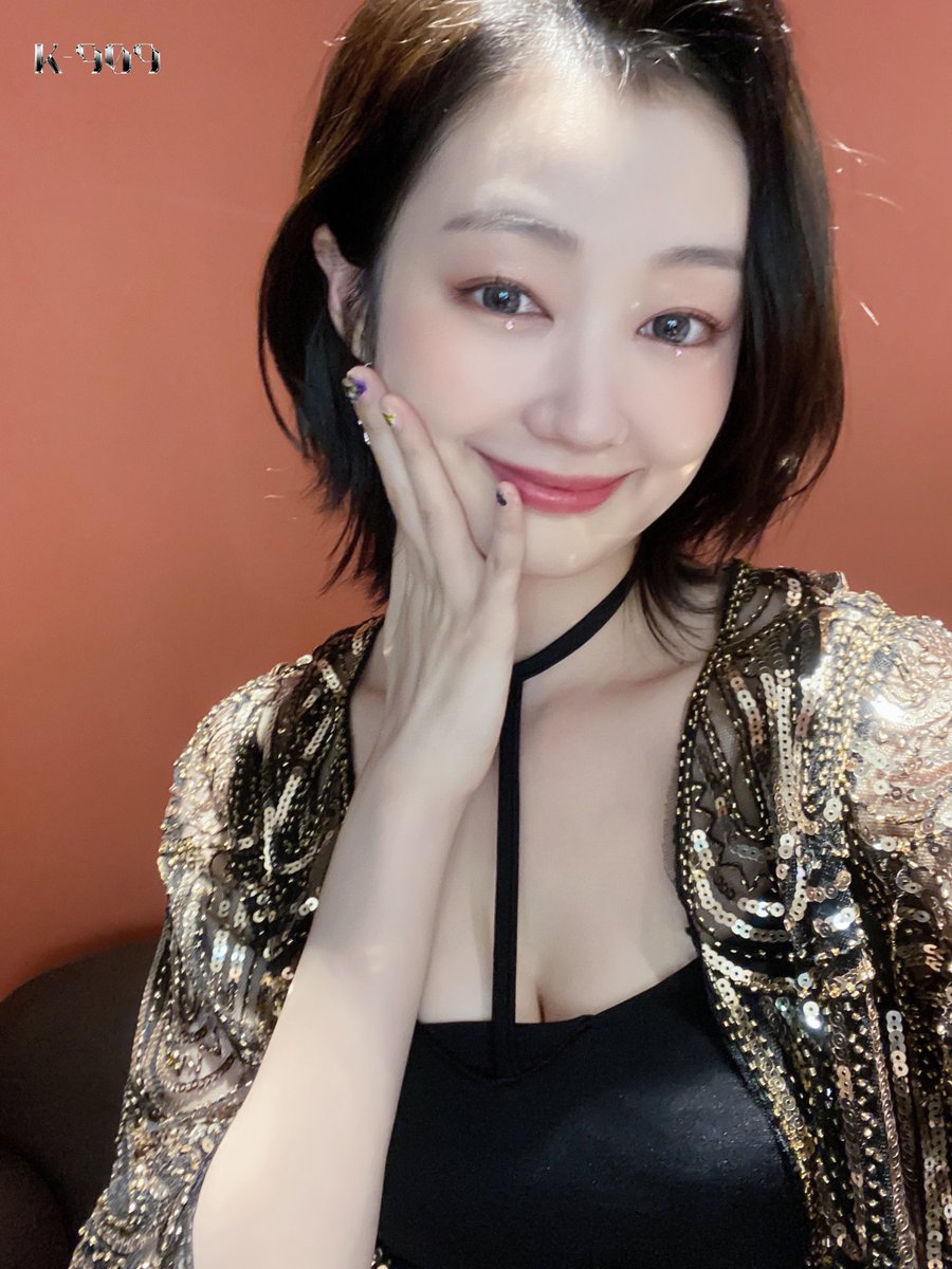 malittleprivacy's tweet photo. kind of obsessed with these photo jinnyxogawa #jinny #lea https://t.co/zkfwcc33Su