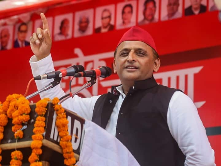 समाजवादी पार्टी के माननीय राष्ट्रीय अध्यक्ष, पूर्व मुख्यमंत्री आदरणीय श्री अखिलेश यादव जी को जन्मदिन की हार्दिक बधाई एवं शुभकामनाएं - ईश्वर से प्रार्थना है आप सदैव स्वस्थ एवं दीर्घायु हों।
<a href="/yadavakhilesh/">Akhilesh Yadav</a> <a href="/dimpleyadav/">Dimple Yadav</a>