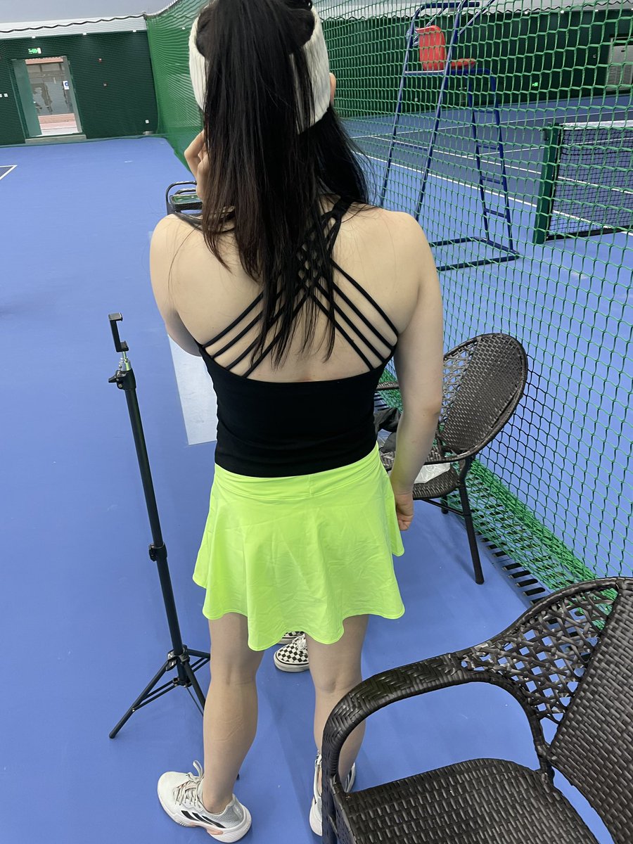 Bigman_CBD's tweet photo. Tennis hot girl https://t.co/cYzcFccet3