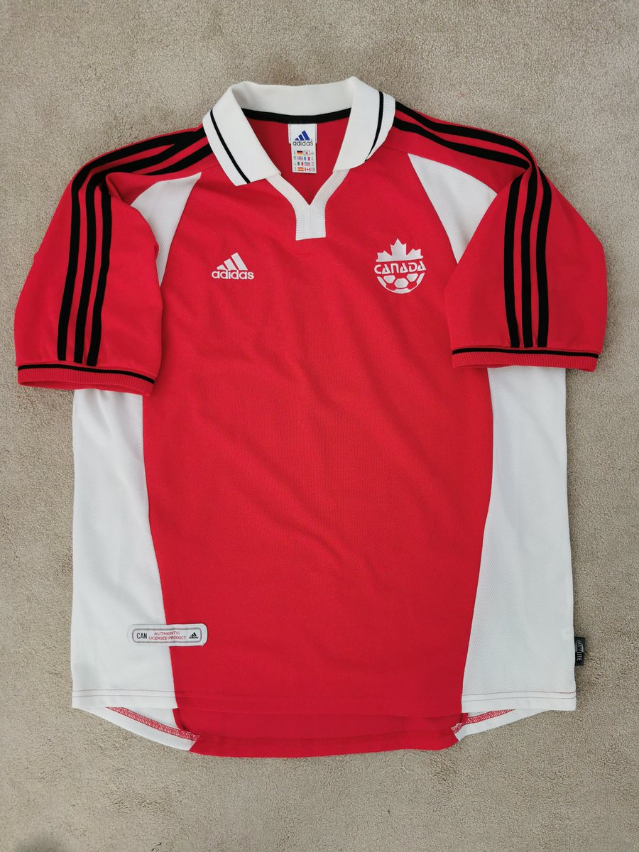 the_kiterarti's tweet photo. @turnipblade Happy Canada Day. 🇨🇦🇨🇦🇨🇦

I do have another shirt but can't find it easily!! https://t.co/MagGSKAlpJ
