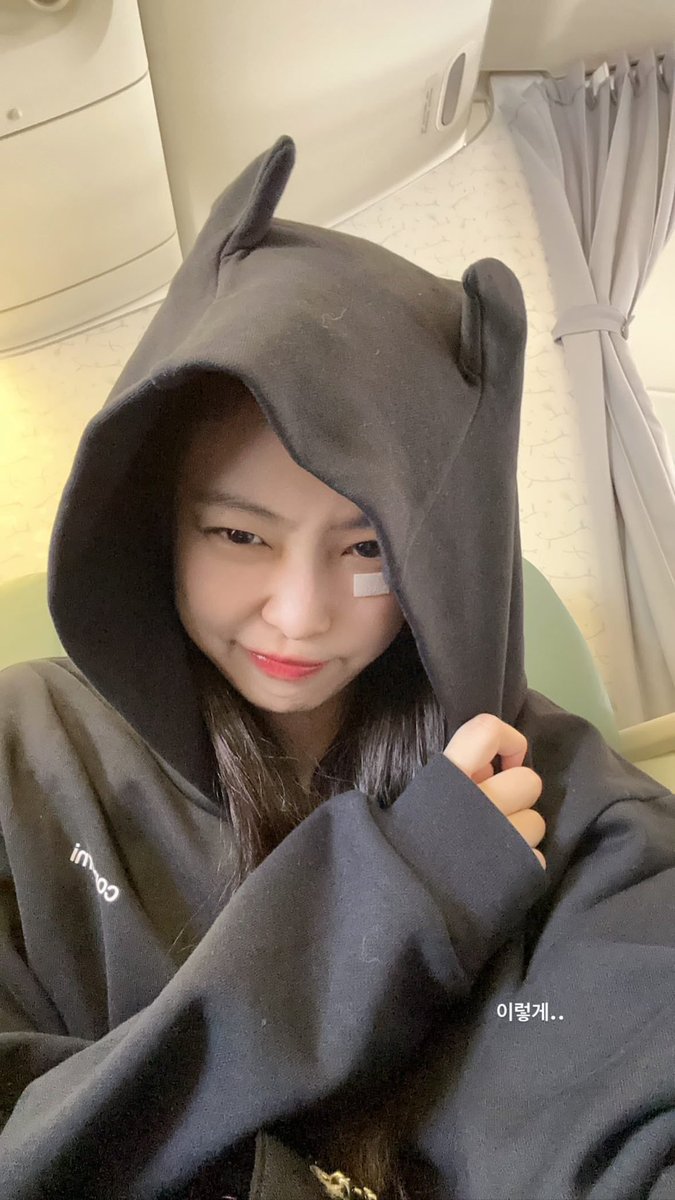 BLACKPINK JENNIE 제니 tweet media