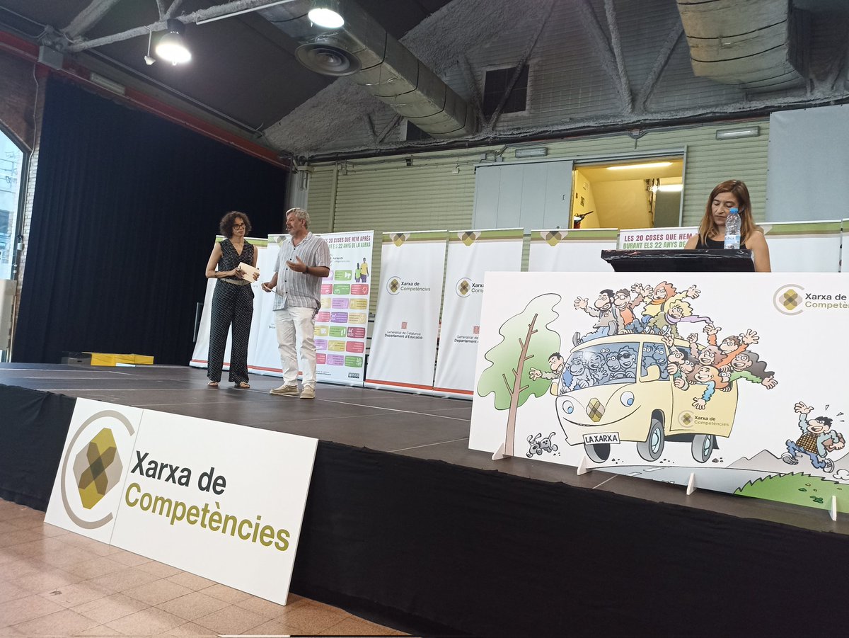 Xarxa de Competències tweet media