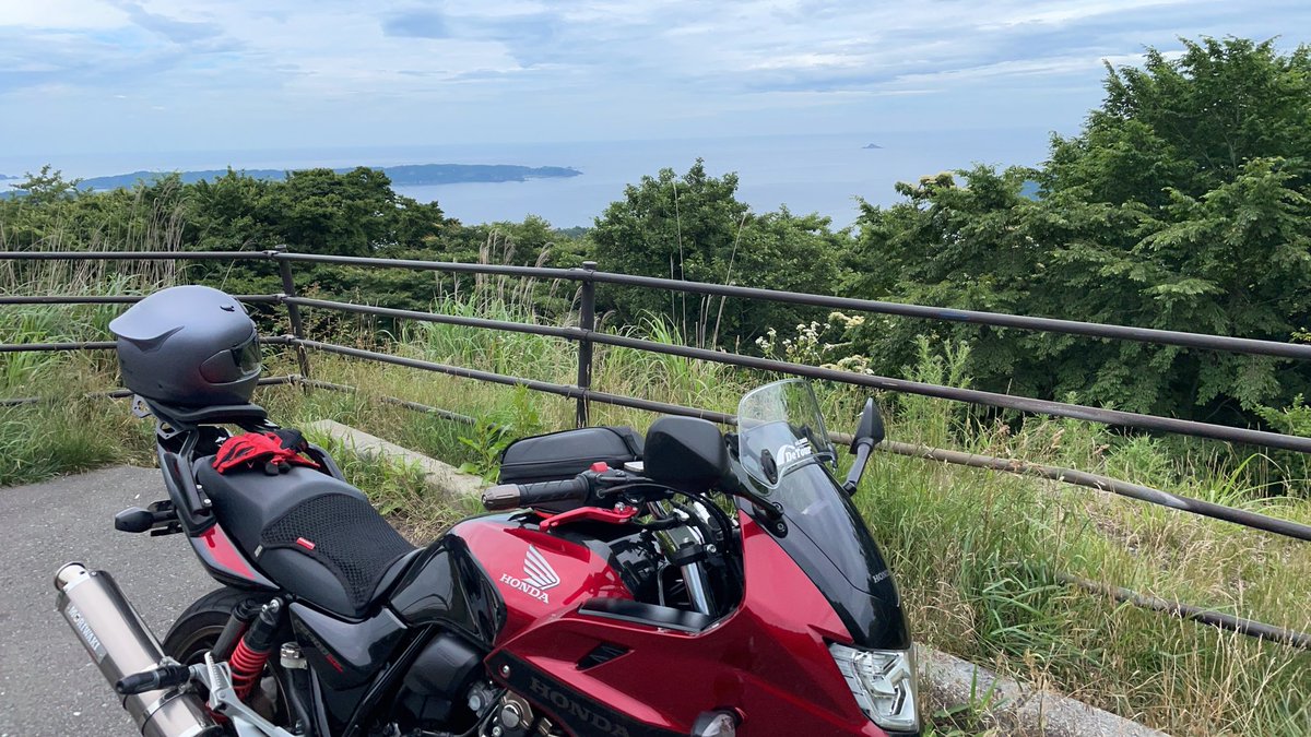 Tom24330176's tweet photo. コバルトライン走ってきたけど…
今日はバイク少なかった😅 https://t.co/xJ3Z2sM8vZ