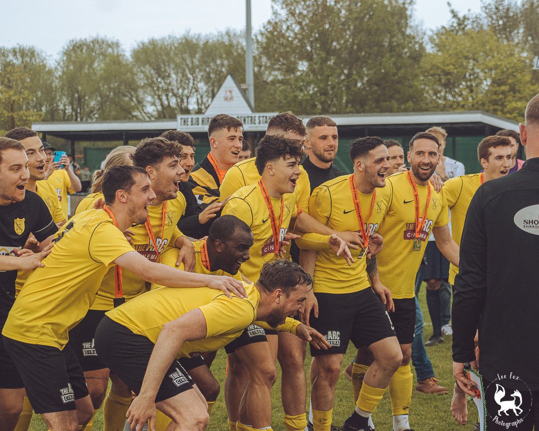 andybevo1's tweet photo. From the crazy highs and the unbelievable buzz of the play off win from 2 months ago.... it all starts again today with the first preseason game.

So.... Come on you Yellllloowwssss 🟡 ⚫ https://t.co/oV860uHNqV