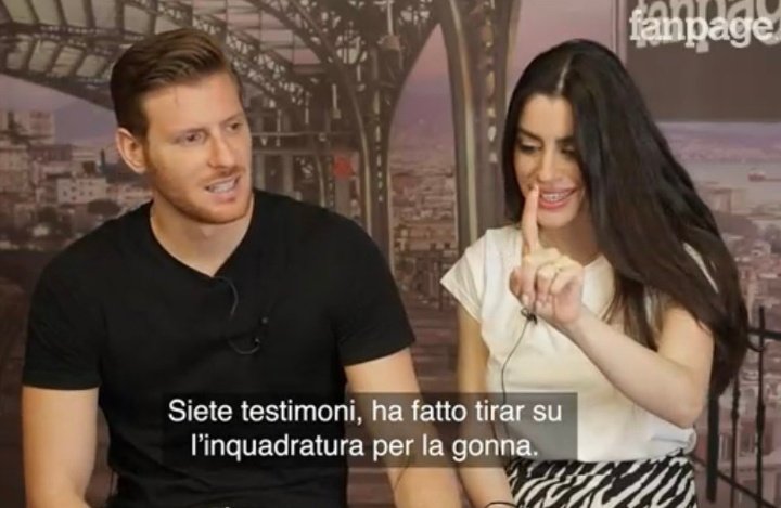 amatisempre7's tweet photo. Alessio: "No ma io scherzo sulla gelosia,vivo e lascio vivere."
Sempre Alessio:
#corvinia #uominiedonne https://t.co/Nu1rch8Wnb