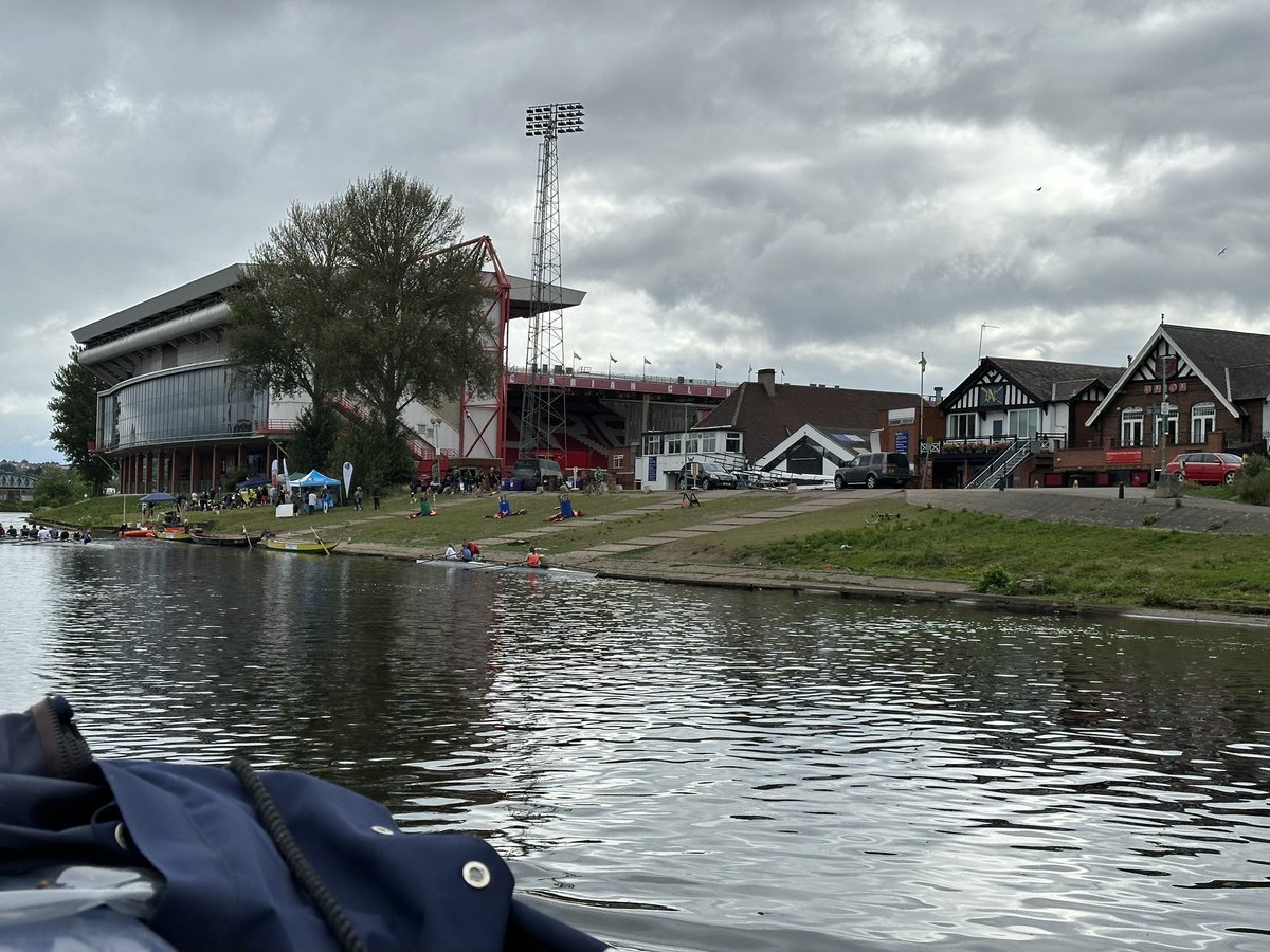 One for <a href="/markjohnsonbrow/">MarkJohnsonBrown🧀</a> You going to come and crew for me?