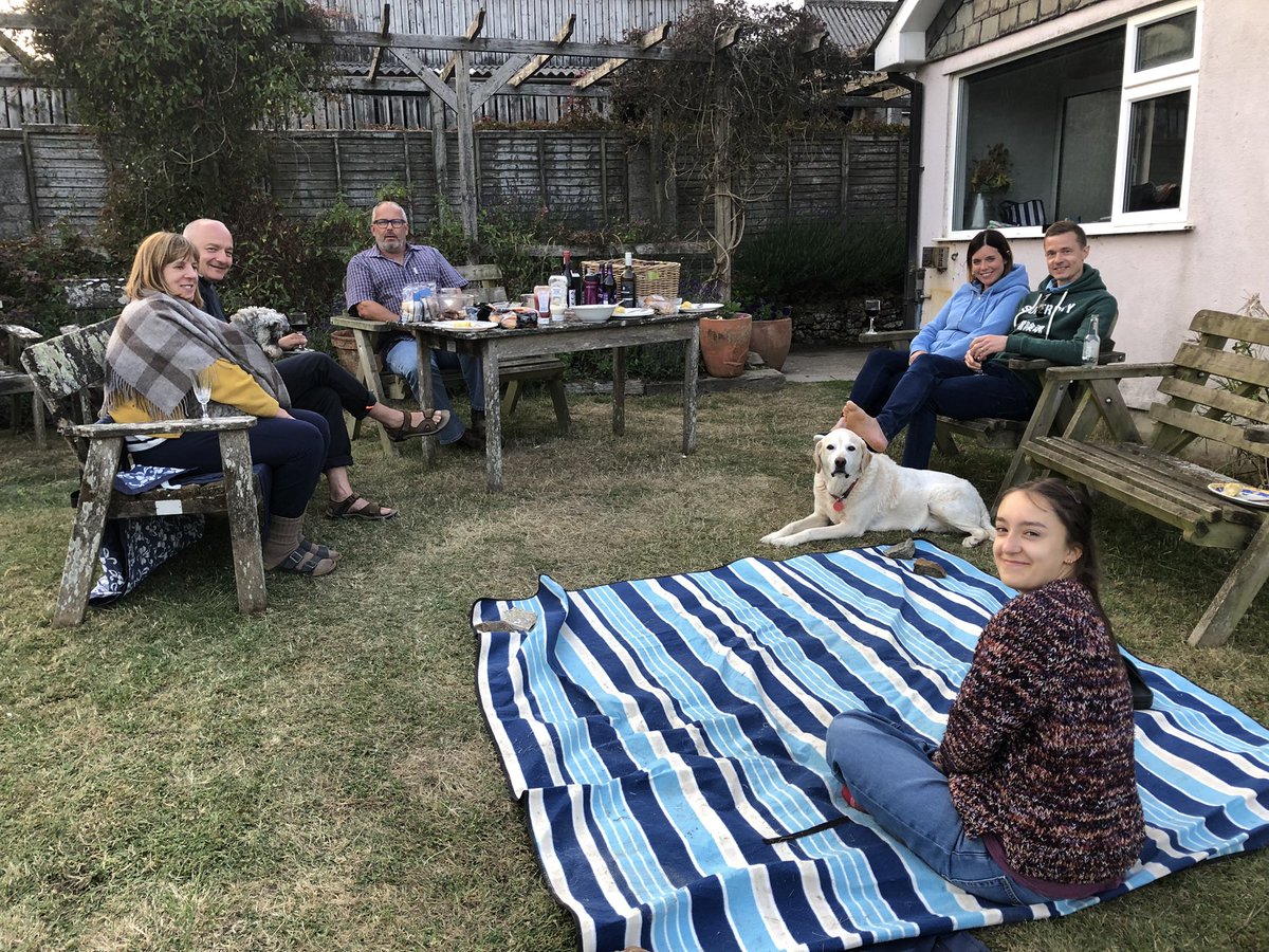 FarmerJamesHT's tweet photo. Super glad we did our notorious #farmholiday BBQ before the much needed rain arrived 🙂 #dogfriendly #northcornwall https://t.co/OfQkss2BXZ