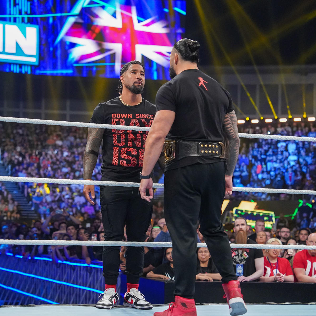 I think...
The Usos are going to CRUSH Roman Reigns 😁

Excitement for this match is on another level at #MITB 

#MahaMITB ke sath apne reactions &amp; tweets krte rhna as we watch WWE Money in the Bank Live &amp; Exclusive on Sony Sports Network 🔥