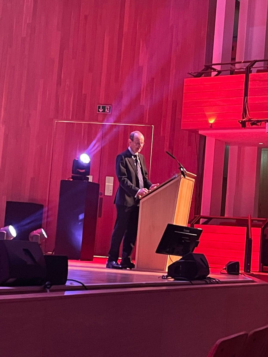 UCL Eastman Periodontology tweet media