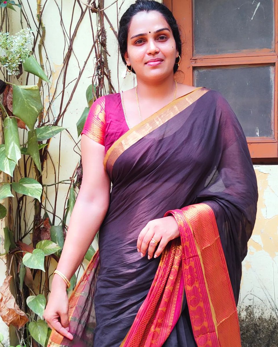 suganya_46's tweet photo. t.coifUjEWbnLE.