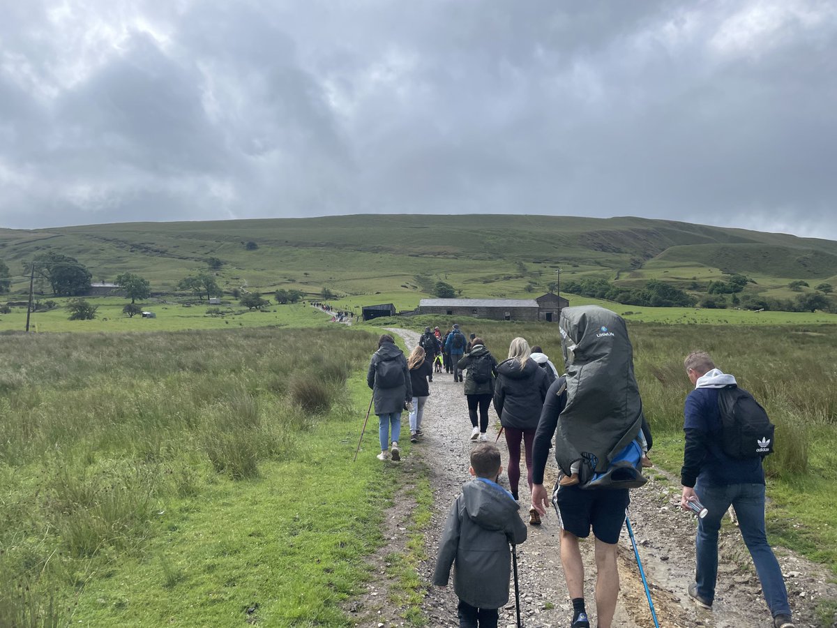 ColinM48's tweet photo. Mile 1 of #walkforstu and the sun is starting to come out….no really😁 https://t.co/qPOeRidH2f