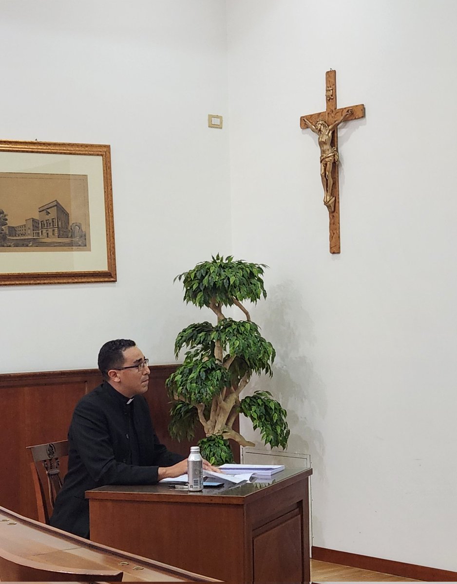 Colegio Mexicano en Roma tweet media