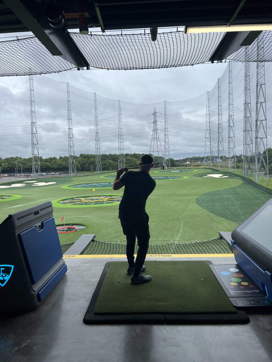 Very enjoyable team building afternoon &amp; graduation celebration for Cameron (recently graduated from <a href="/GCU_SEBE/">Glasgow Caledonian University SCEBE</a>! Facilities that <a href="/TopgolfUK/">Topgolf UK</a> offer are amazing &amp; we would highly recommend. #Finance #broker #ChallengeChannel