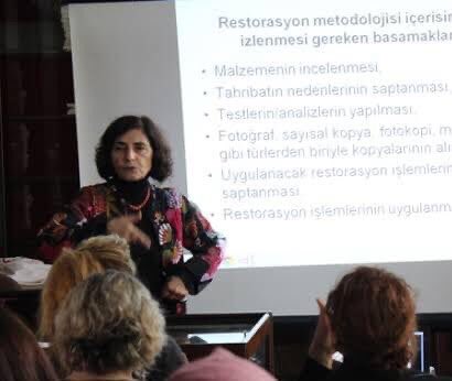 ArsivDer's tweet photo. Kıymetli hocamız, dernek üyemiz, Osmanlı Arşivi’nin eski personeli ve İstanbul Üniversitesi’nden emekli Prof.Dr. Nihal SOMER’in vefatını derin bir teessürle öğrenmiş bulunmaktayız. Ailesinin ve camiamızın başı sağolsun. Allah rahmet eylesin mekanı cennet olsun inşallah🤲 https://t.co/QwQjHQbWdB