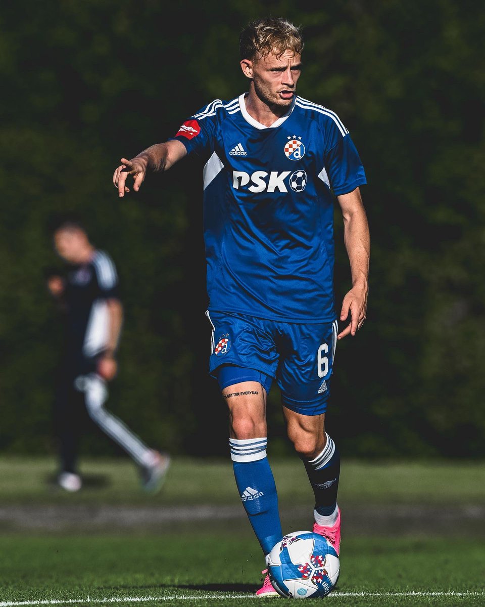 Maxime Bernauer tweet media