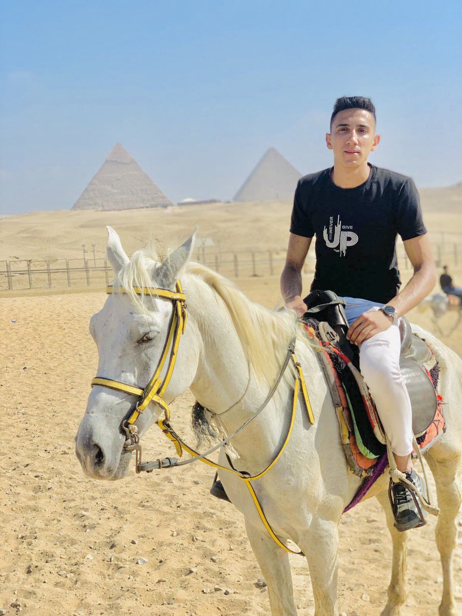 *_"ان كـآان لـنآا نصيـبآ فـي شـئ سنـرآاه_"*
*_"وان لمـ يگـن....!فـإن آلخـير فيـمآ اختـاره الله_"🌏🤍🤍