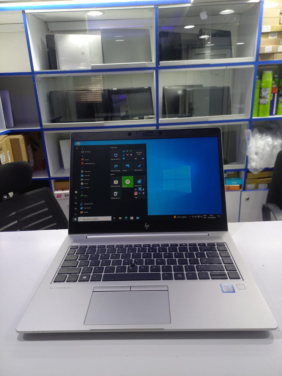 RefinedBill's tweet photo. Hp Elitebook 840G5,
Intel core i7,
8th generation, 
16GB ram ddr4, 
512GB SSD NVME, 
BACKLIT KEYBOARD, 
14 INCHES,1080FHD,
Touchscreen 50,000
Call 0792548766
Visit Excel Trading Centre..Kisumu https://t.co/6oMb80fZYm