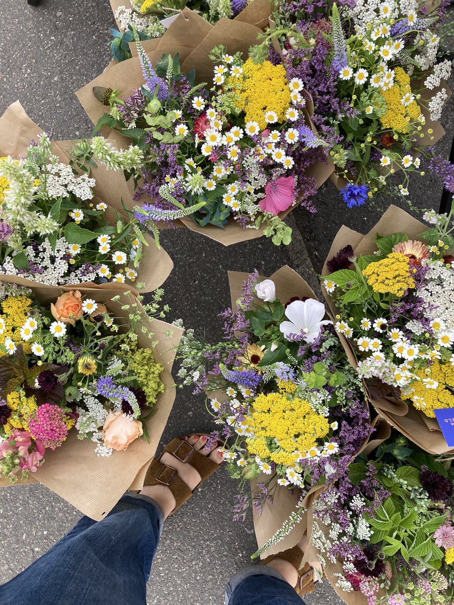We are at Tonco Bakery today with freshly arranged local flowers! Come and get ‘em!