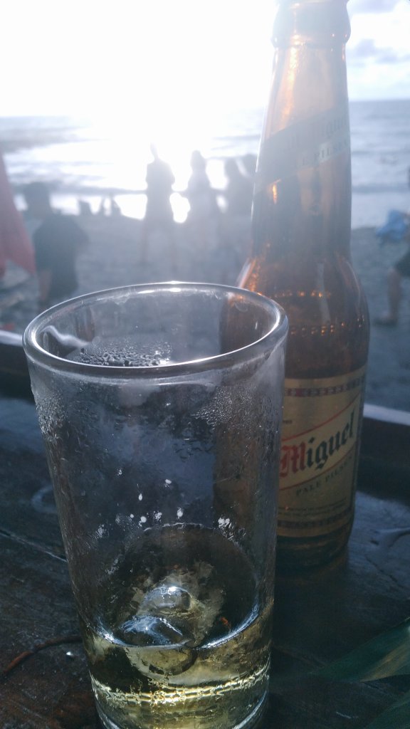 bengragon's tweet photo. I sea and I sin. Seen and unseen. Life. 🌊 https://t.co/06rVzhO4eV