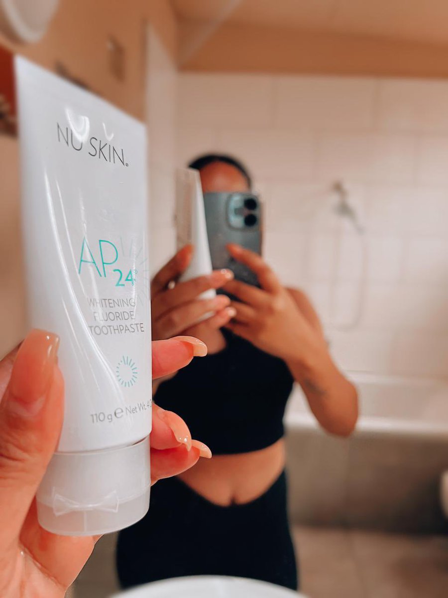 Lush_Beauty1's tweet photo. Use AP 24 Whitening Fluoride Toothpaste x2 a day for sensationally white teeth you can smile about!! 😁
Whatsapp 0749777590
#SmileWithDima
#90dayswithoutsugar https://t.co/KwlqEA1ek1