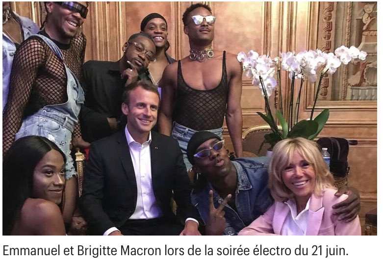 Resistance_SM's tweet photo. 😳iL parait que le couple Macron  auraient quittés précipitamment le Palais de l'Elysée ? Avez-vous la source ? Est-ce définitif ? Peut-être faire la fête avec ses #semblables ? https://t.co/c3gTB5F9Jh