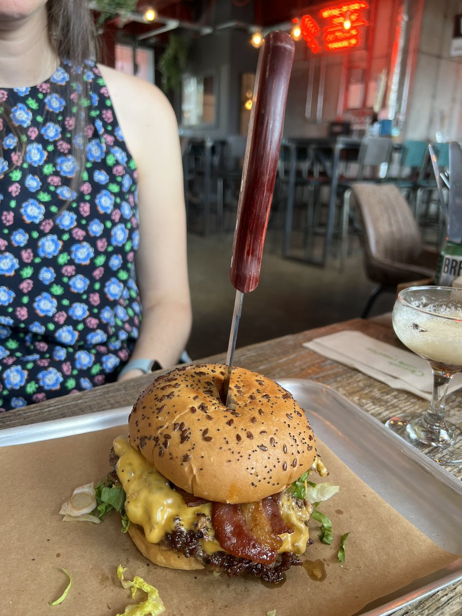 VBrenny's tweet image. Is there a better way to start the weekend than having a bottomless brunch at @BrewDogdublinop?
Gorgeous full breakfast and burger with a side of the Puppet Master, Fiendish Dr. Wu, fifty fifty and the Belgian-like Thatch game.
10/10, would definitely recommend!