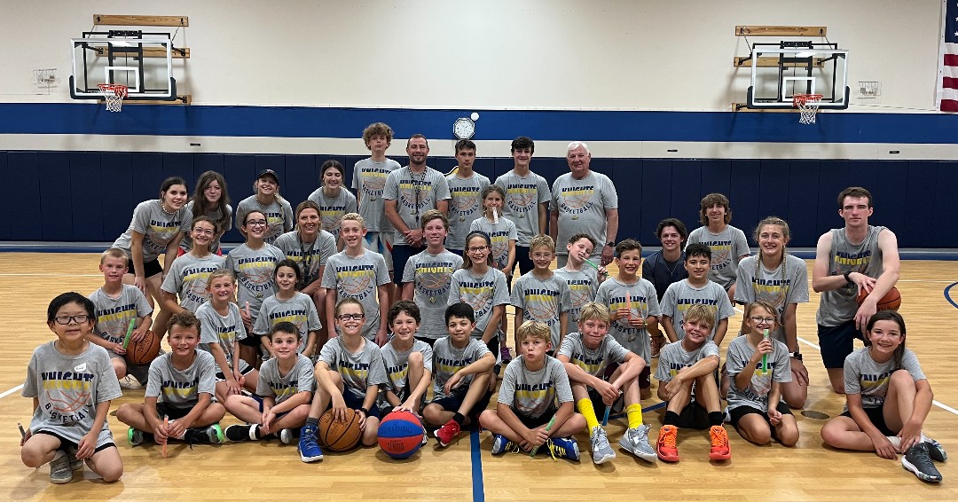 fcakcmo's tweet photo. Some scenes from the 2023 Summer Basketball Skills Camp for 1st-6th graders, hosted by the FCA varsity basketball coaches and athletes. #fcaclassical https://t.co/O6i9ar1NY9