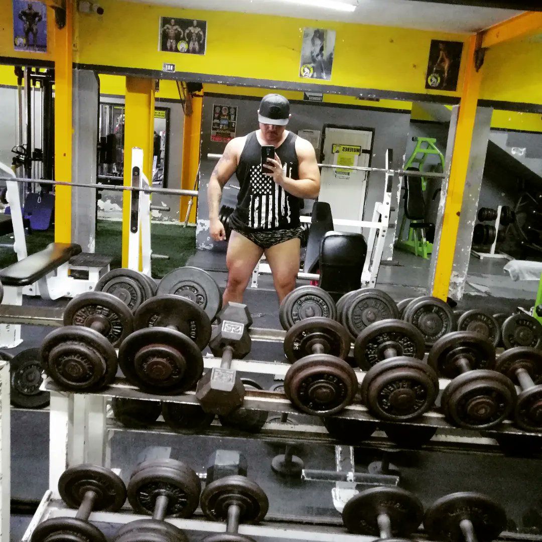 Que haciendo??? 😈💪🏻