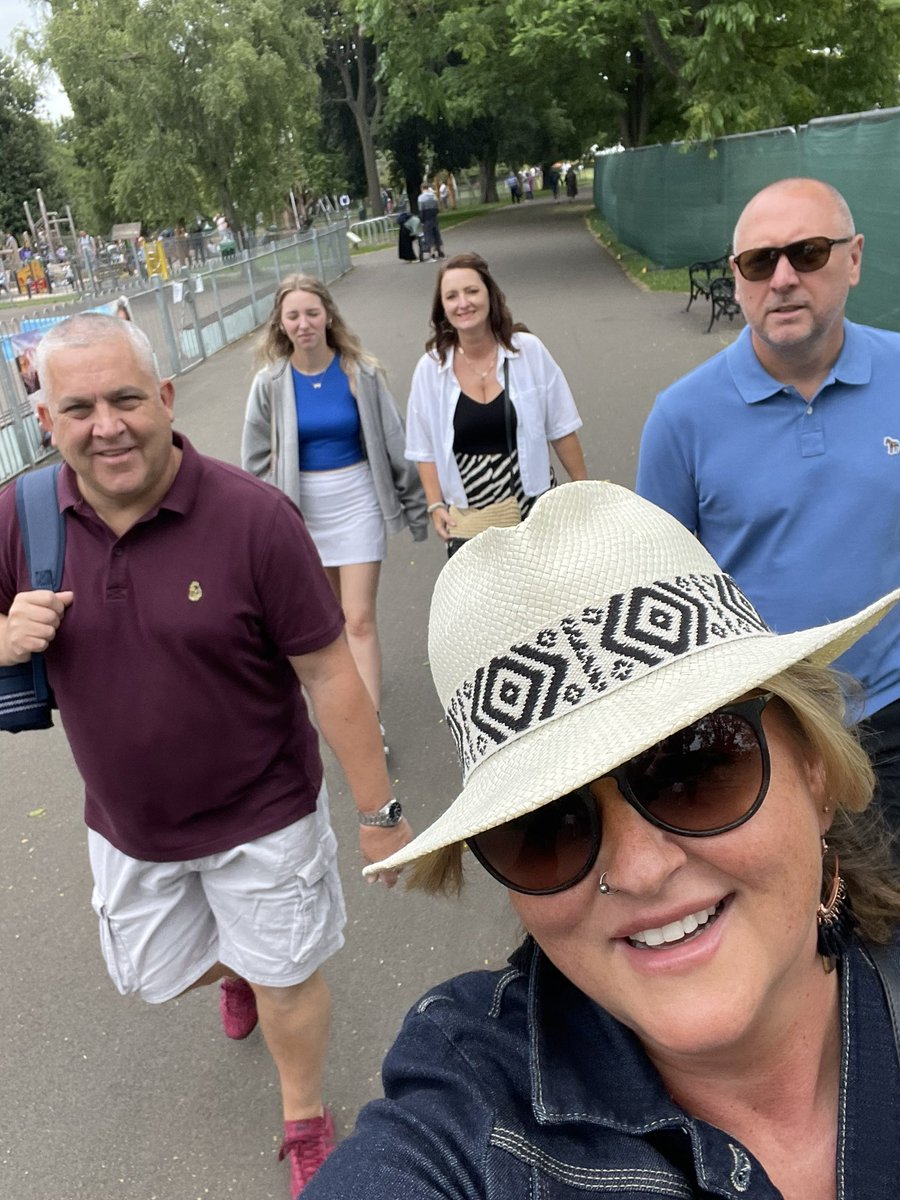 Debbie White tweet media